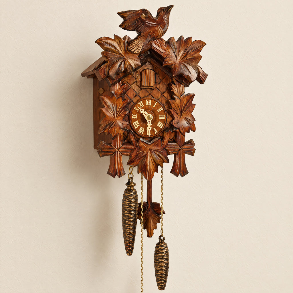 Sternreiter Bird & Leaf 1-Day Cuckoo Clock, three-quarter view