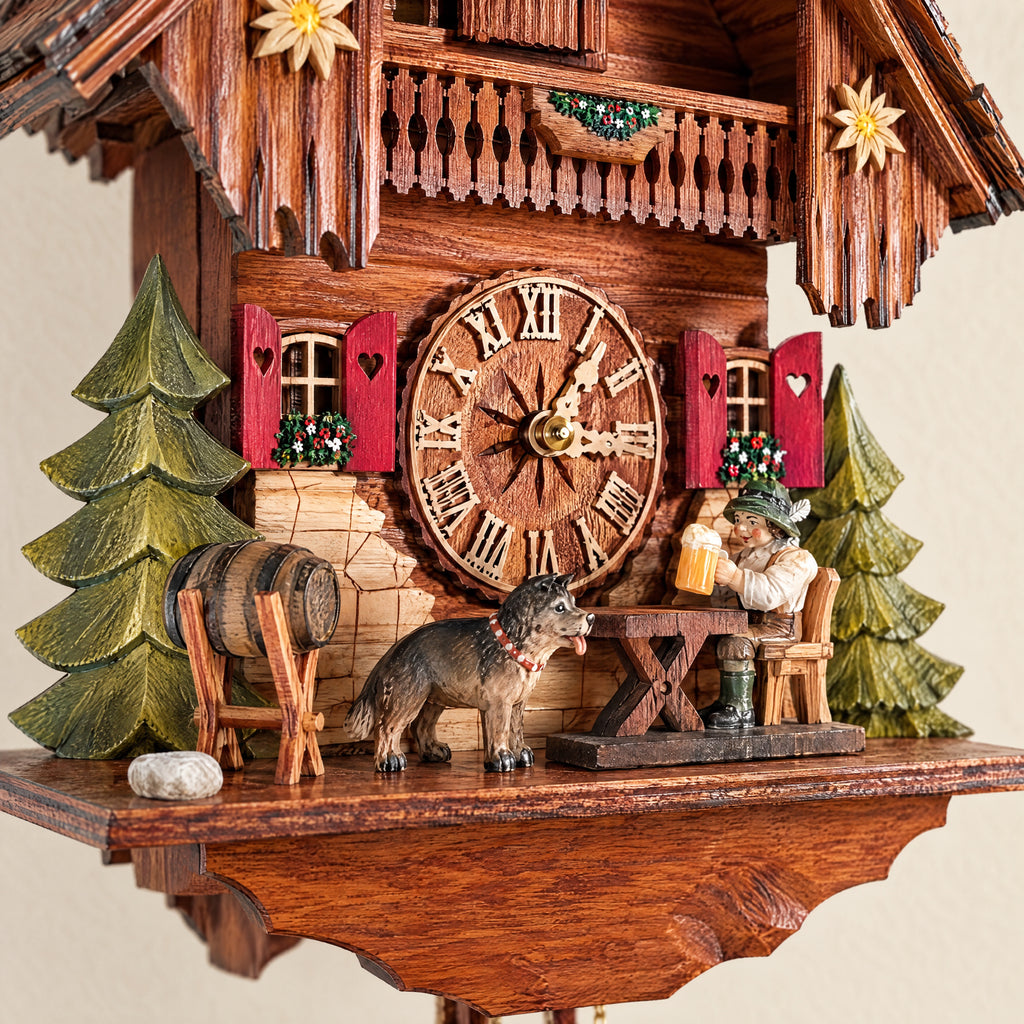 Sternreiter Beer Drinker 1-Day Chalet Cuckoo Clock, close-up detail