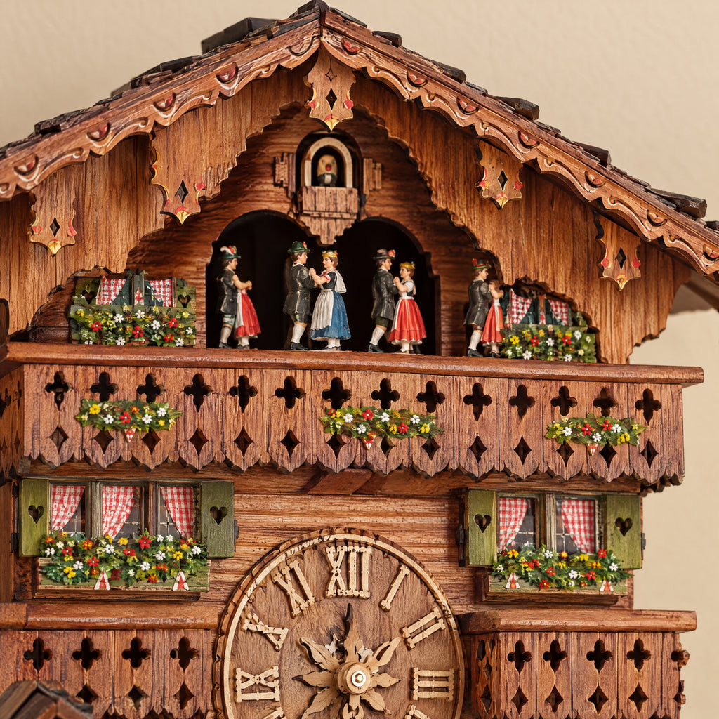 Sternreiter Bavarian Inn 8-Day Musical Cuckoo Clock, close-up detail